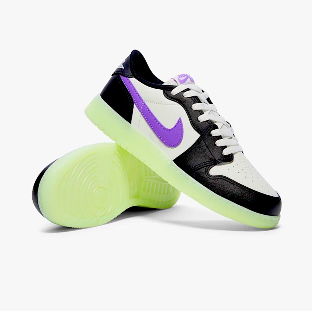 Nike Black’N’White Sneakers with Purple, glow in the dark special embroidered